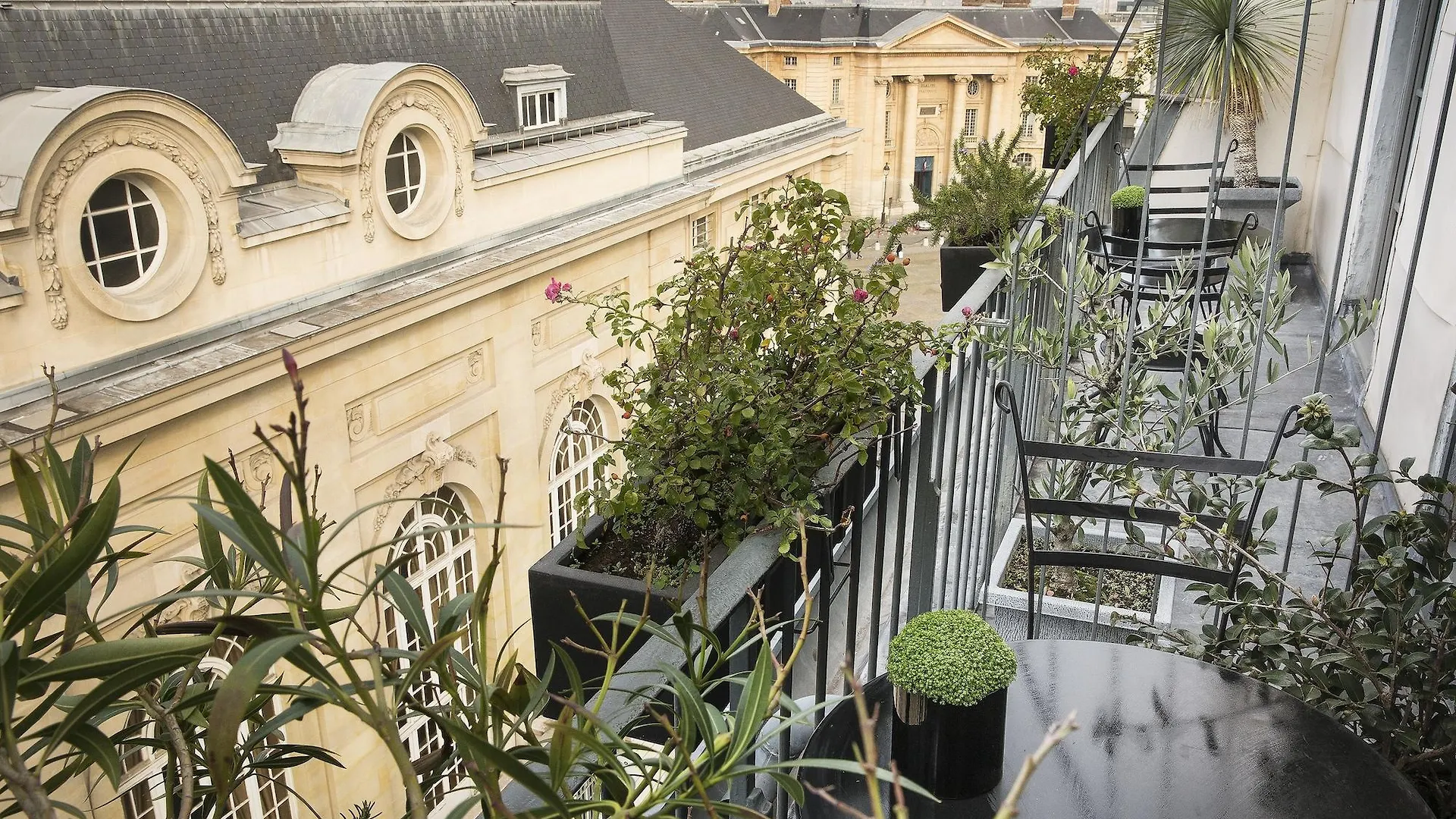 Hôtel Les Dames du Panthéon Paris