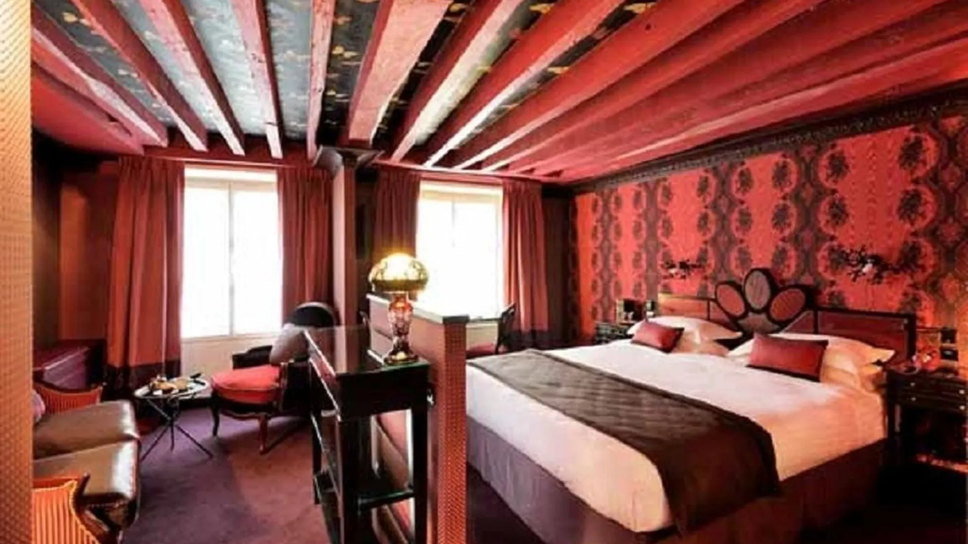 **** Hotel Hôtel Les Dames du Panthéon Paris France